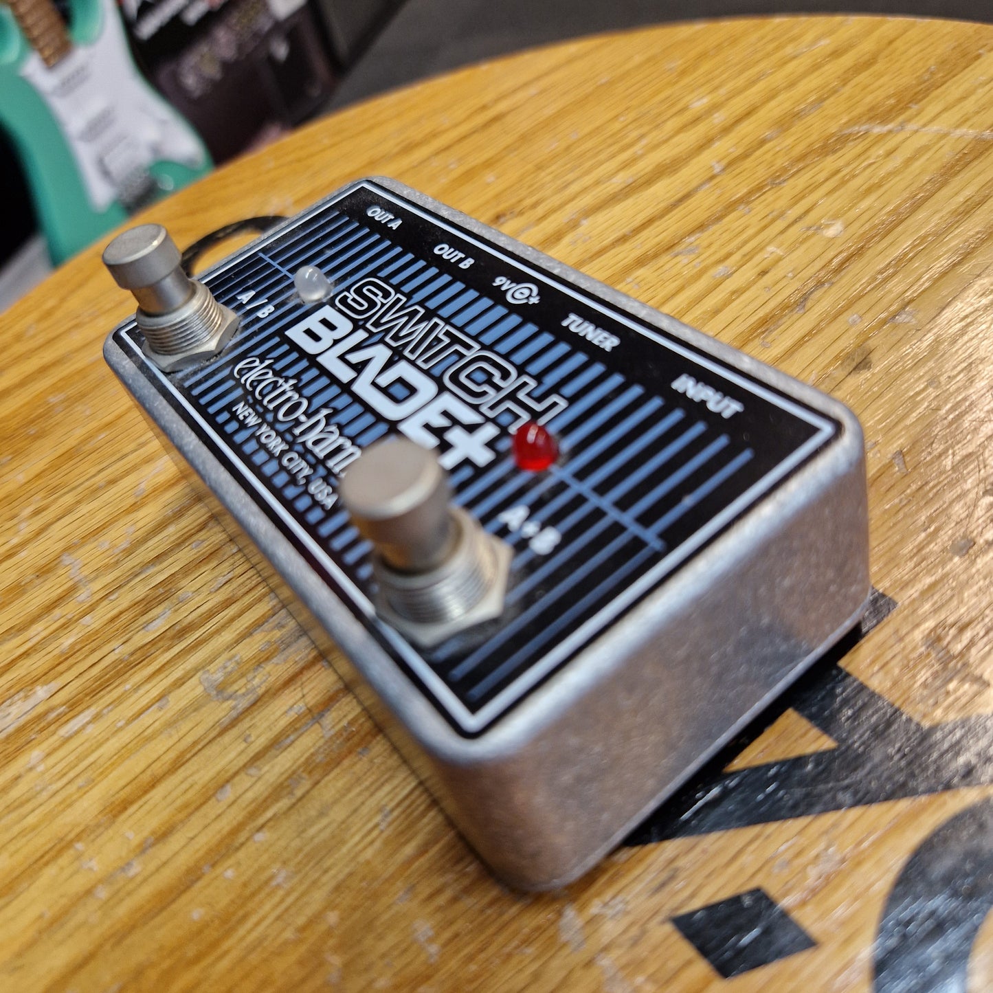 Pre-Owned Electro-Harmonix Switchblade+ Channel Selector Pedal