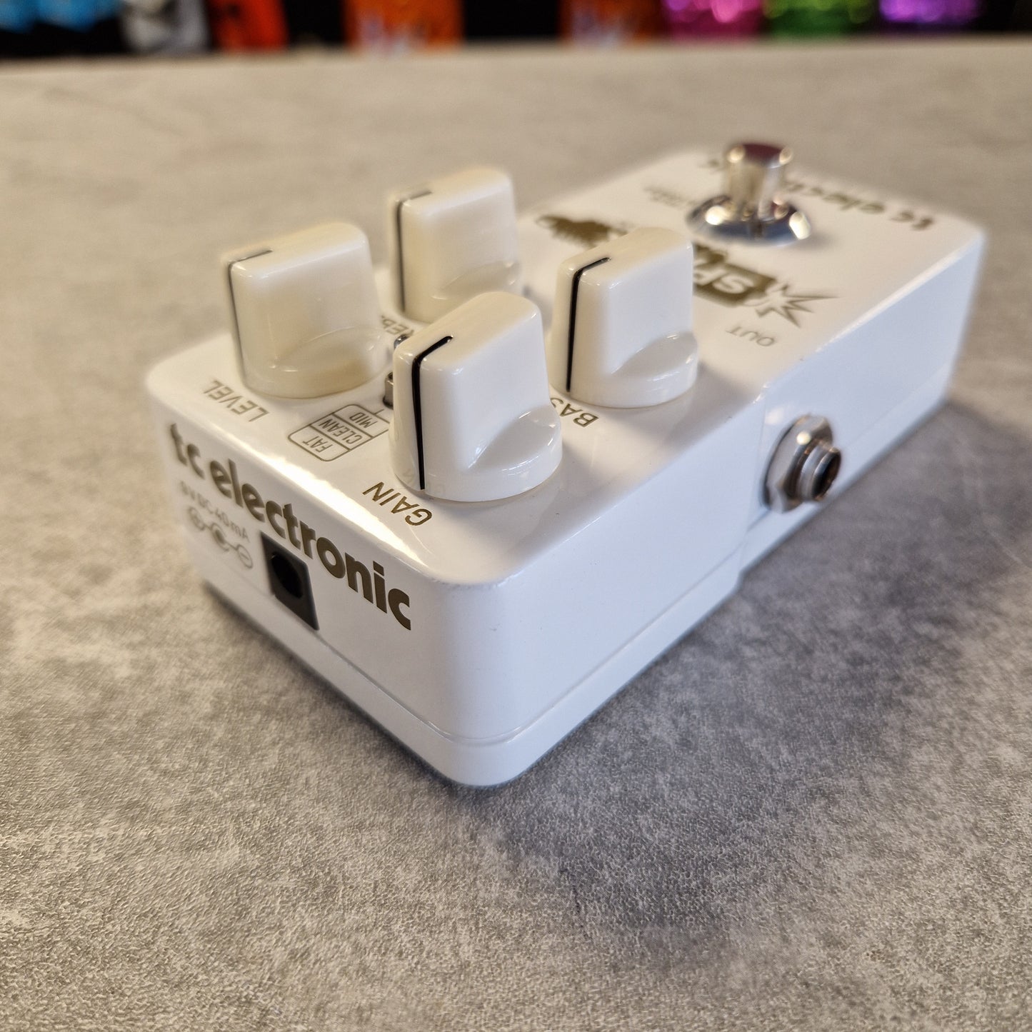 TC Electronic Spark guitar effects pedal rear view