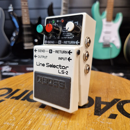 Pre-Owned Boss LS-2 Line Selector Pedal w/ Box