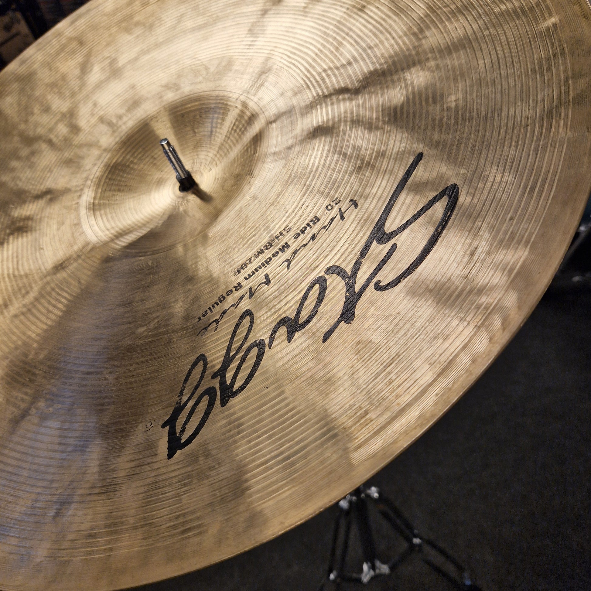 Pre-Owned Stagg Close-up of a Stagg cymbal with visible branding.