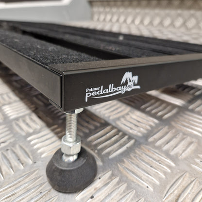 Pre-Owned Palmer pedalboard close side up shot