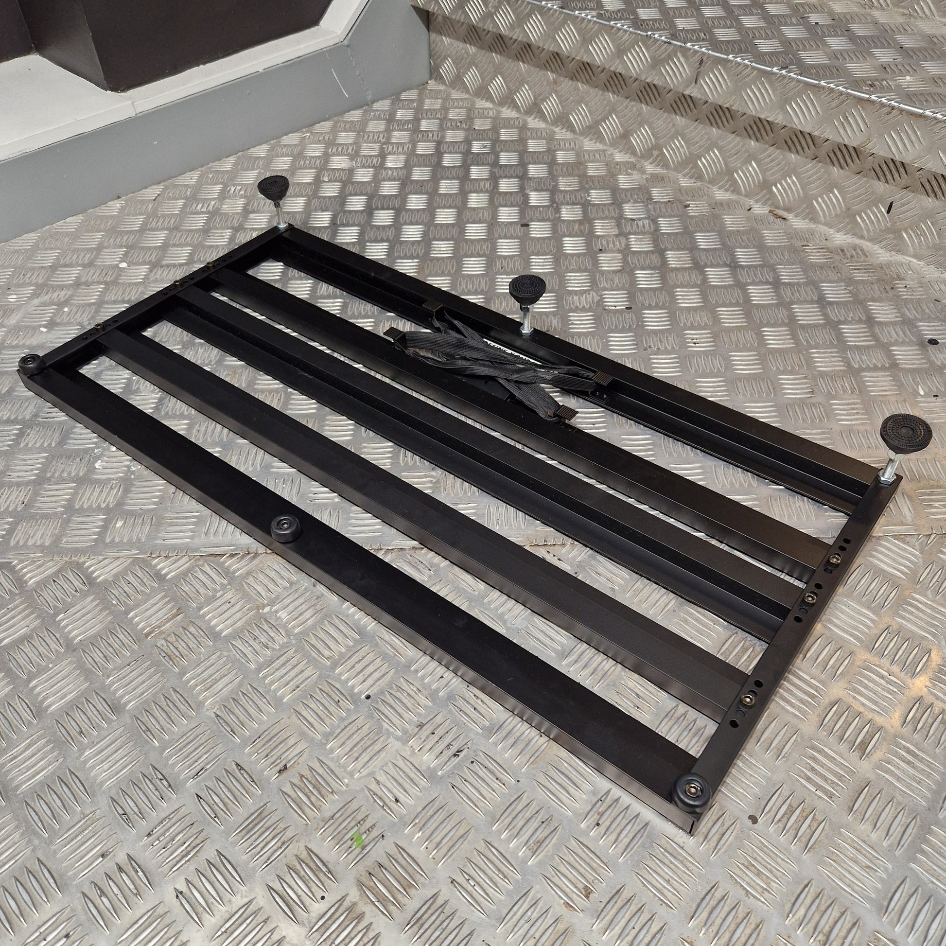 Pre-Owned Palmer upside down underside shot