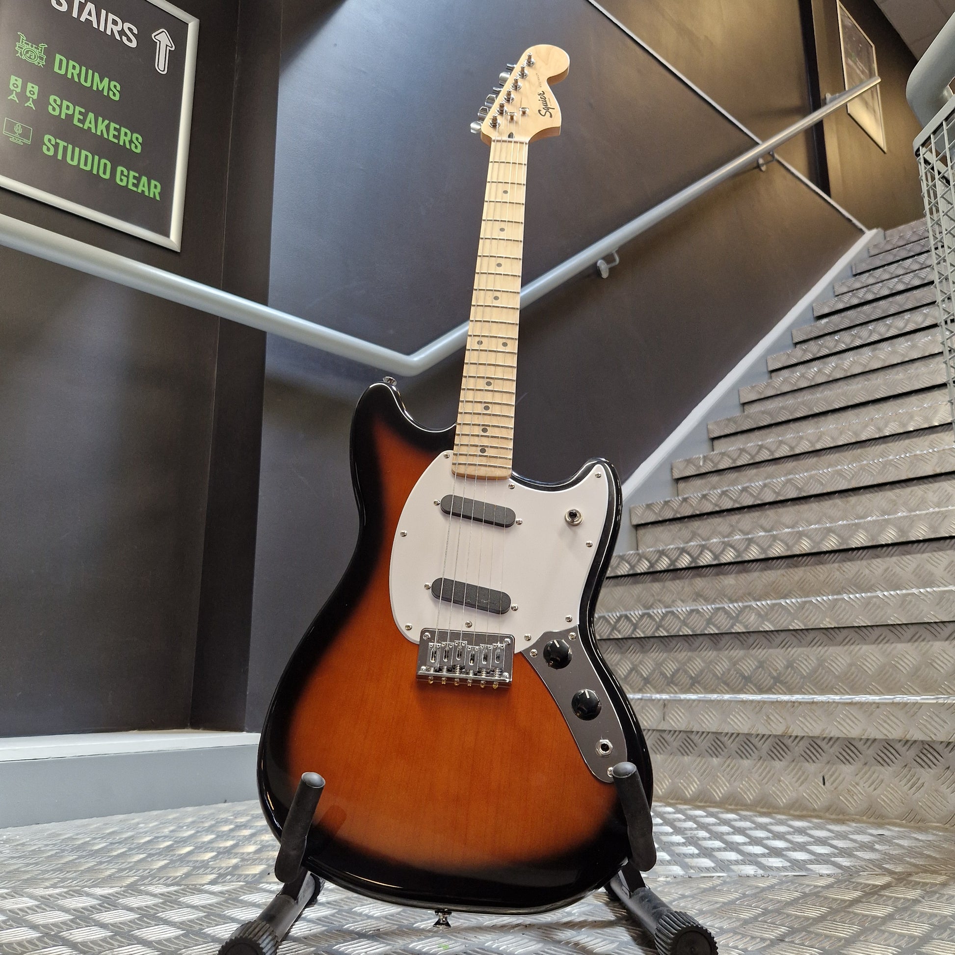 Pre-Owned Squier Sonic Mustang - 2-Colour Sunburst