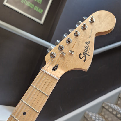 Pre-Owned Squier Sonic Mustang - 2-Colour Sunburst Headstock
