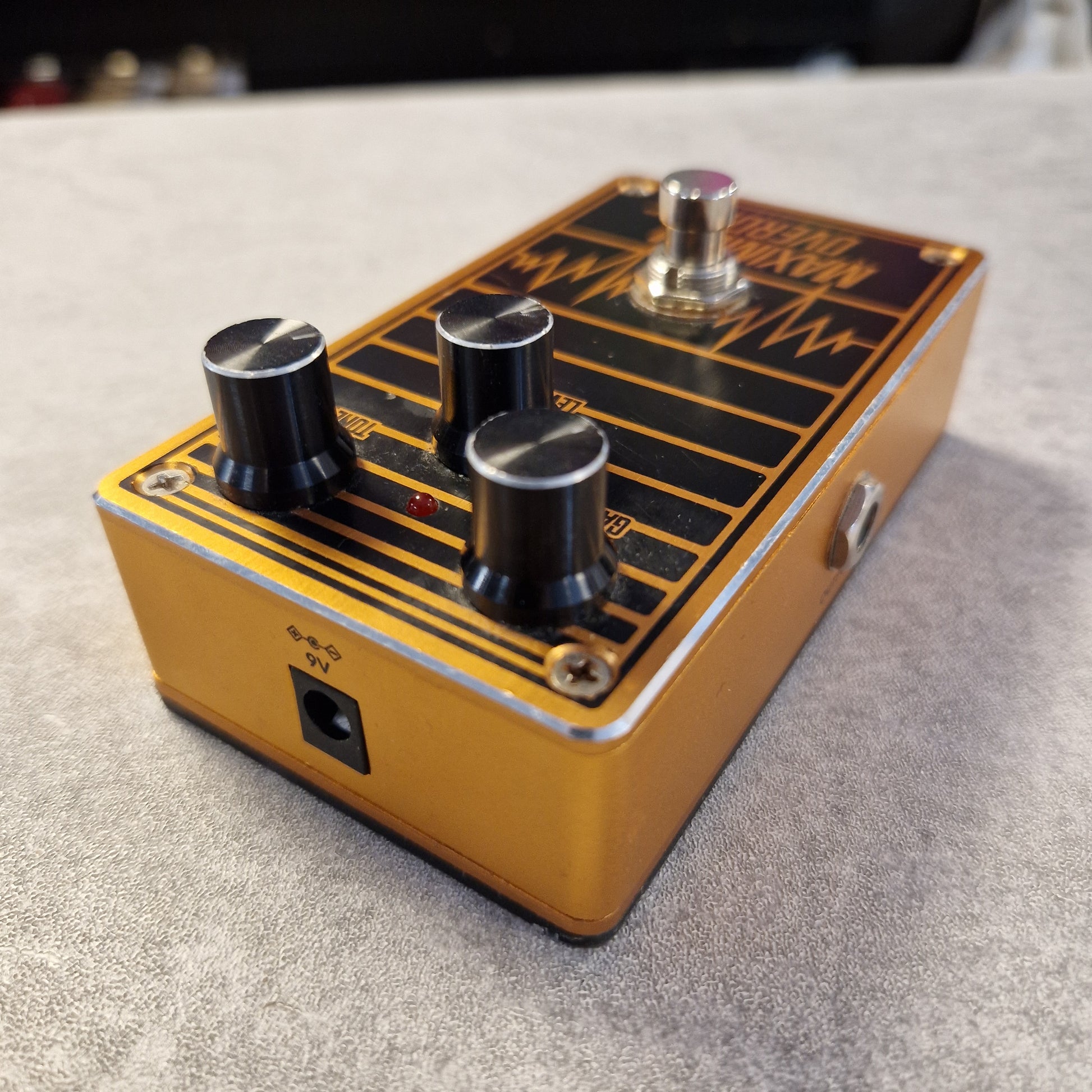 subzero pedals Pre-Owned SubZero Maximum Overdrive Pedal – Powerhouse Music