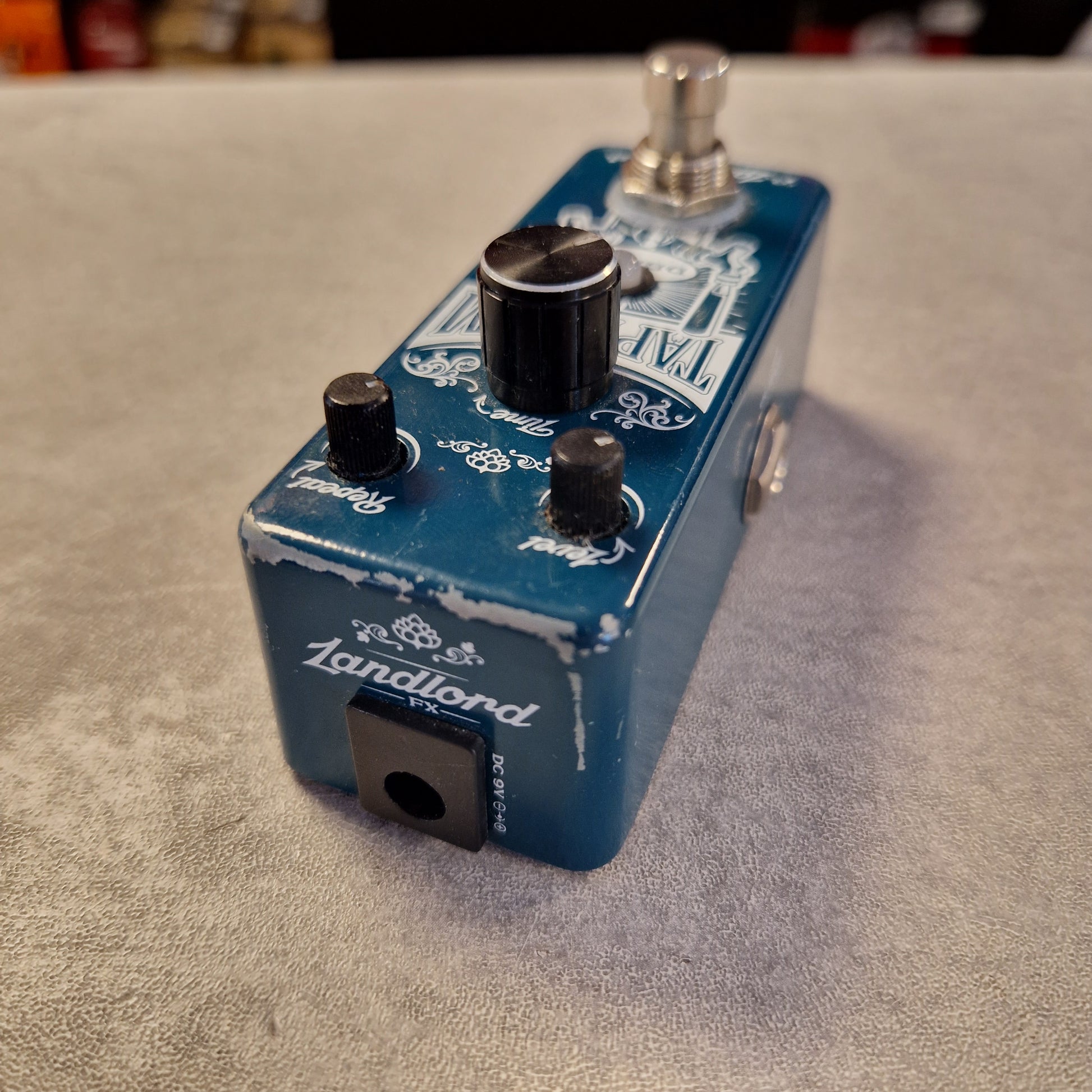 landlord pedals Pre-Owned Landlord Taproom Delay Pedal – Powerhouse Music
