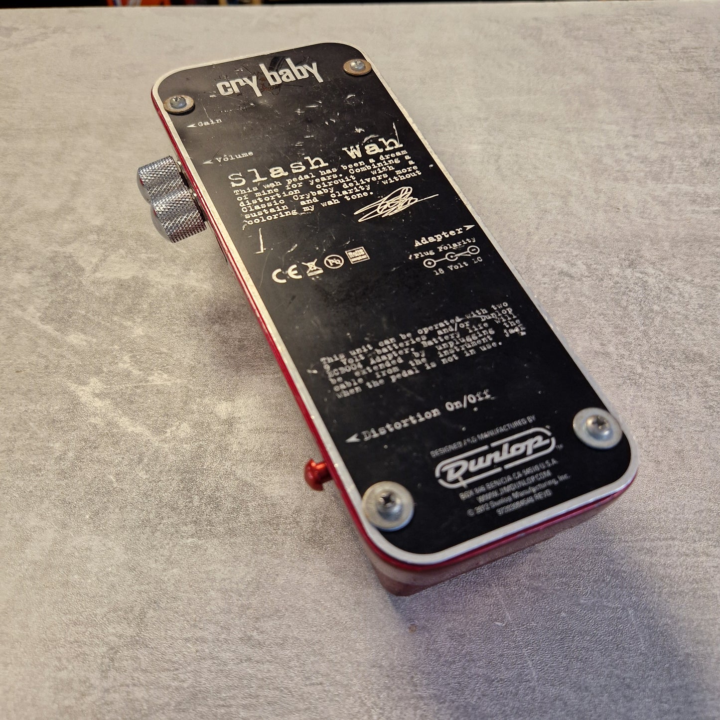 Pre-Owned Dunlop SW95 Slash Signature Wah Pedal Bottom
