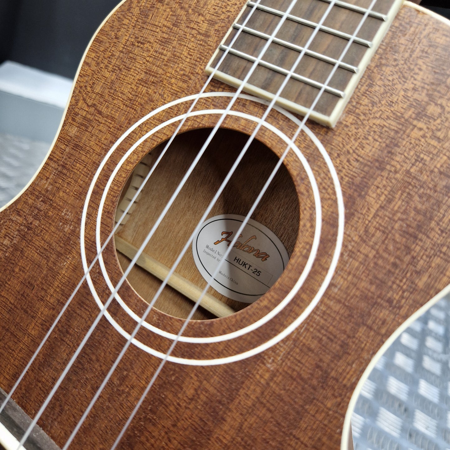 Pre-Owned Halona HUKT-25 Ukulele w/ Gig bag Front Closer