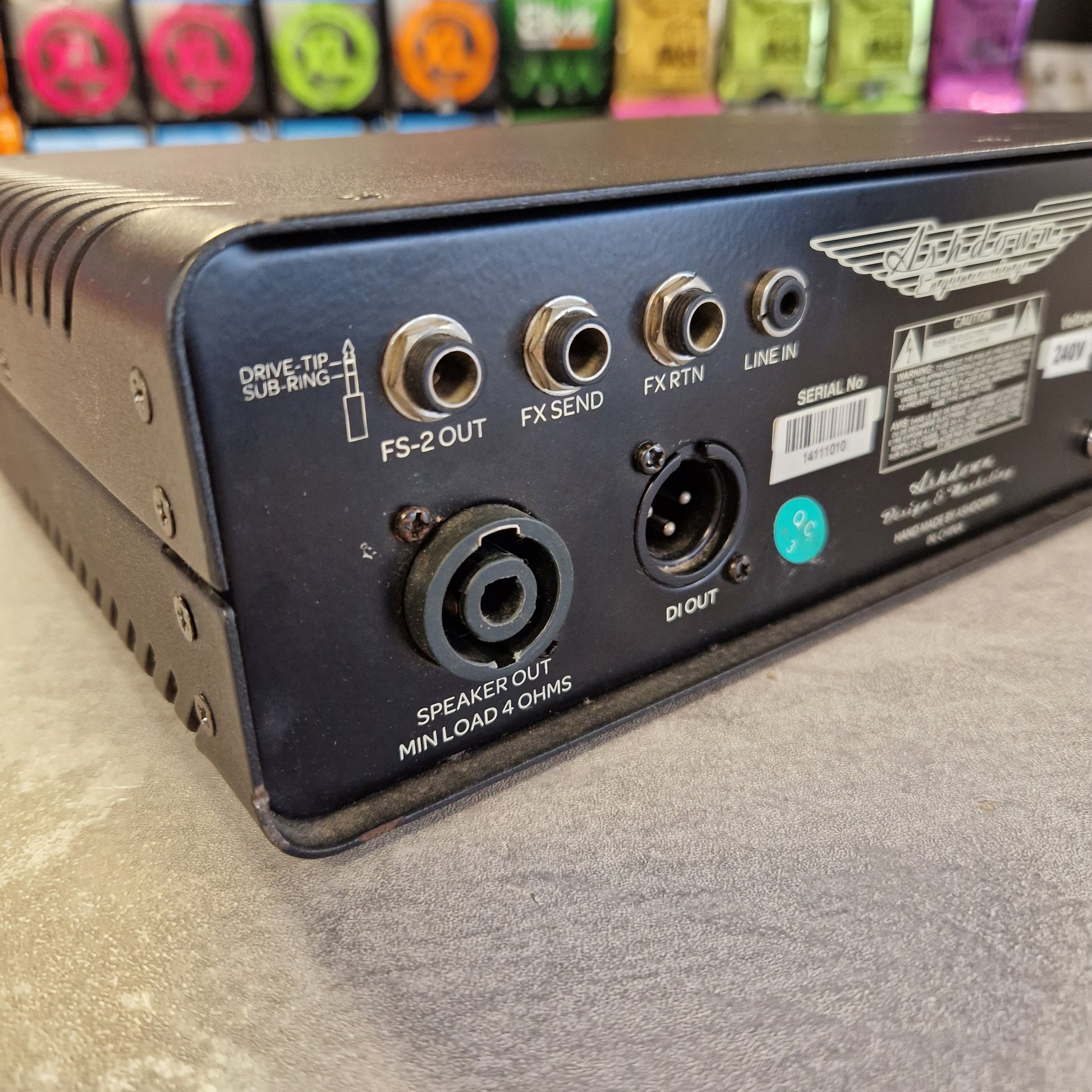 Pre-Owned Ashdown Rootmaster MAG 420 Bass Head Back Close