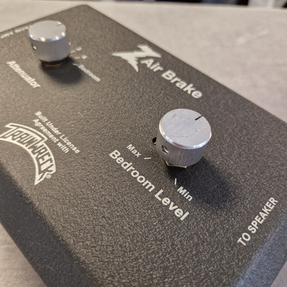 Pre-Owned Dr. Z Trainwreck Control panel with knobs and labeled settings on a piece of equipment, featuring the 'Z Air Brake' brand.