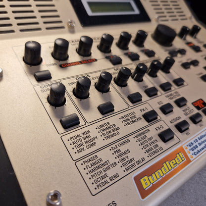 Pre-Owned Boss GS-10 Close-up of a vintage electronic device with knobs and labels, featuring the brand 'Hal平淡'.