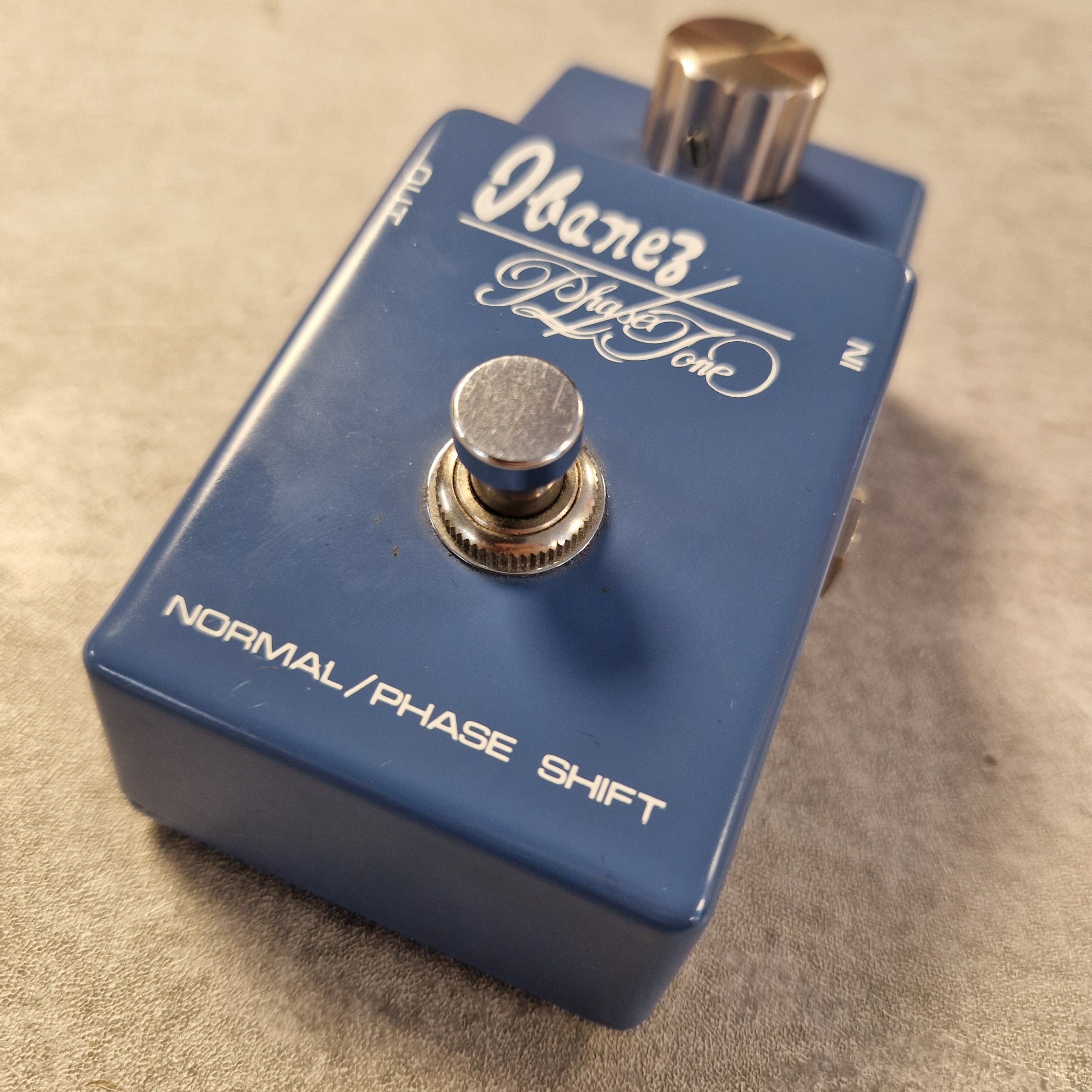 Pre-Owned Ibanez PT-999 Blue guitar effects pedal with 'Ohanes' branding on a beige surface