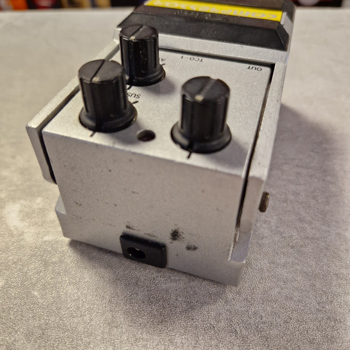 Pre-Owned Tokai TCO-1 Control panel with three black knobs on a gray surface