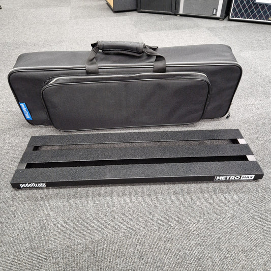 Pre-Owned Pedaltrain Metro Max Metro Mix DJ controller case and stand on a gray surface