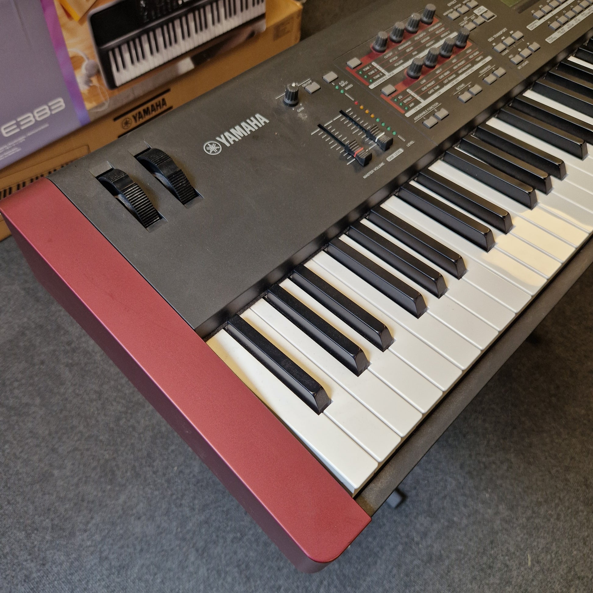 Pre-Owned Yamaha MOXF8