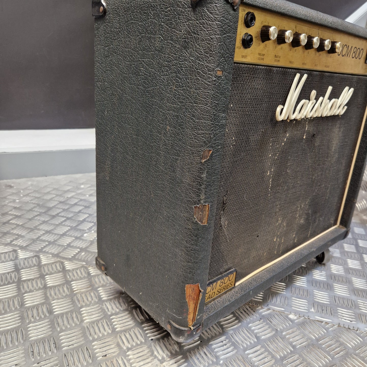 Pre-Owned Marshall JCM 800 Lead Series 50w Combo