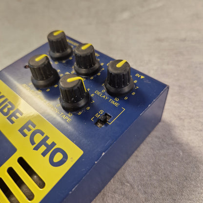 Pre-Owned Guyatone Flip TD-X Tube Echo Hybrid Tube Power Delay Pedal