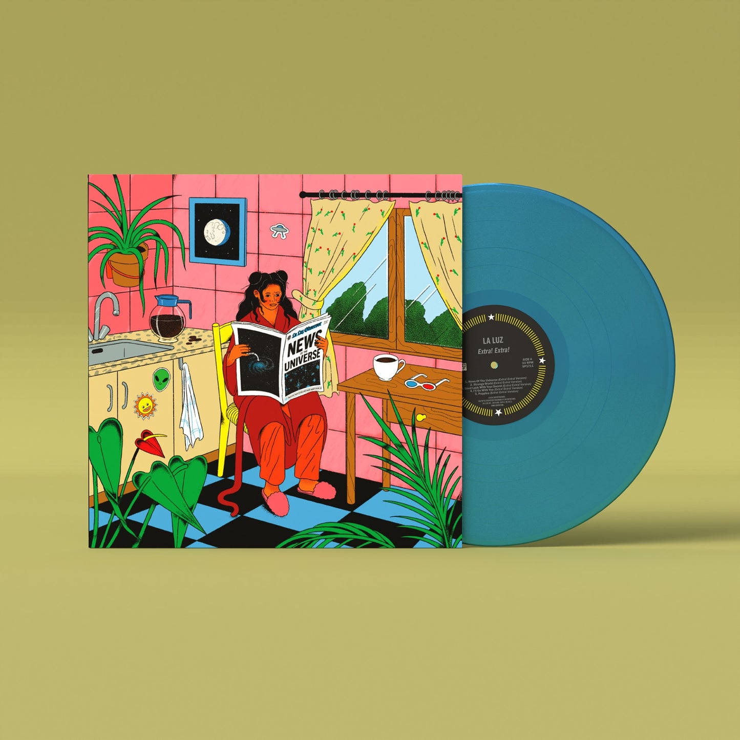 La Luz - Extra! Extra! album cover with blue vinyl record store day