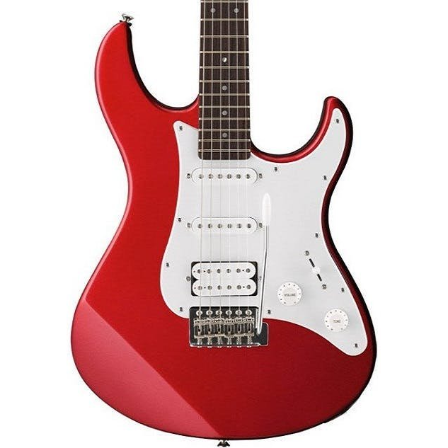 Yamaha Pacifica 012 Red Metallic Close