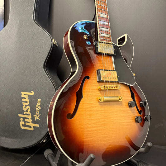 Pre-Owned Gibson Custom ES-137 Semi-Hollow Electric Guitar